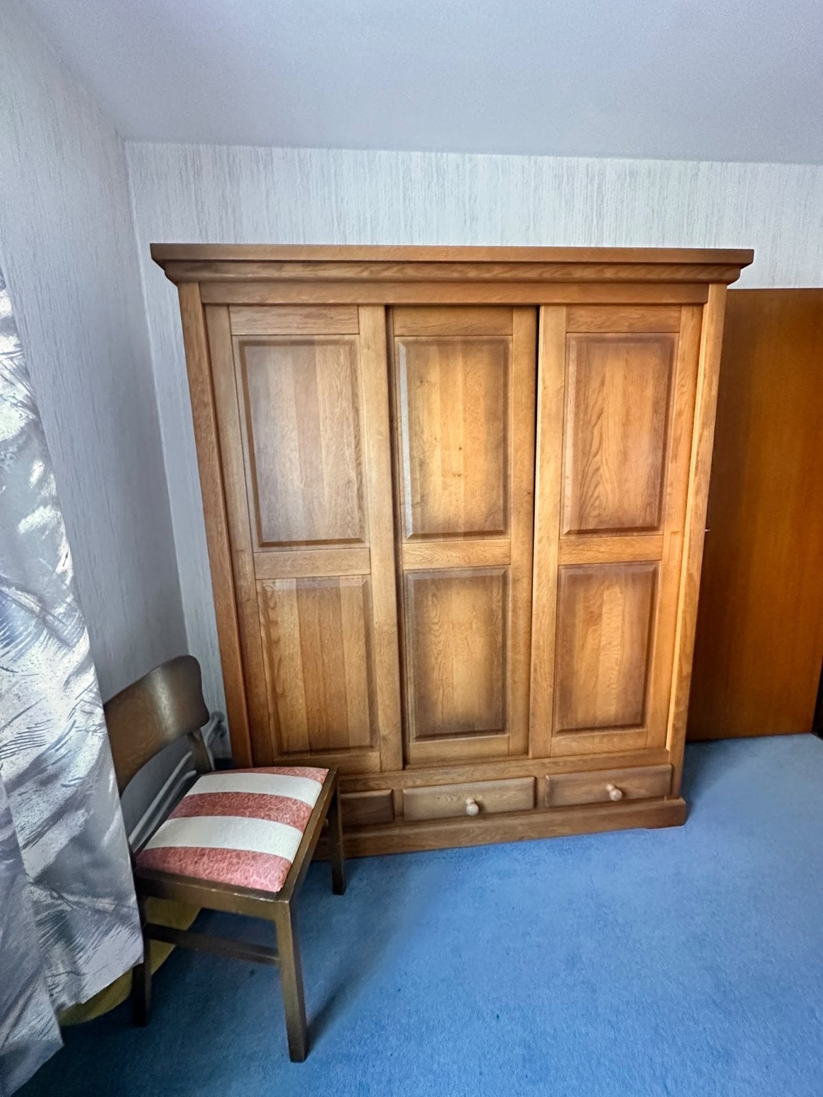 Foto 5 van Gehele inboedel meubilair gratis af te halen