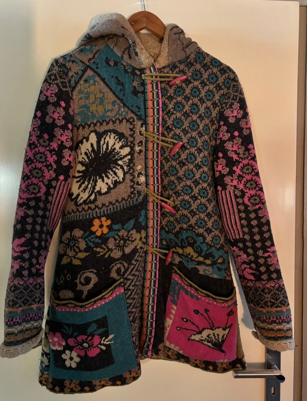 Super mooie wollen jas van Ivko in maat 40., Kleding | Dames, Ophalen of Verzenden, Zo goed als nieuw, Maat 38/40 (M)