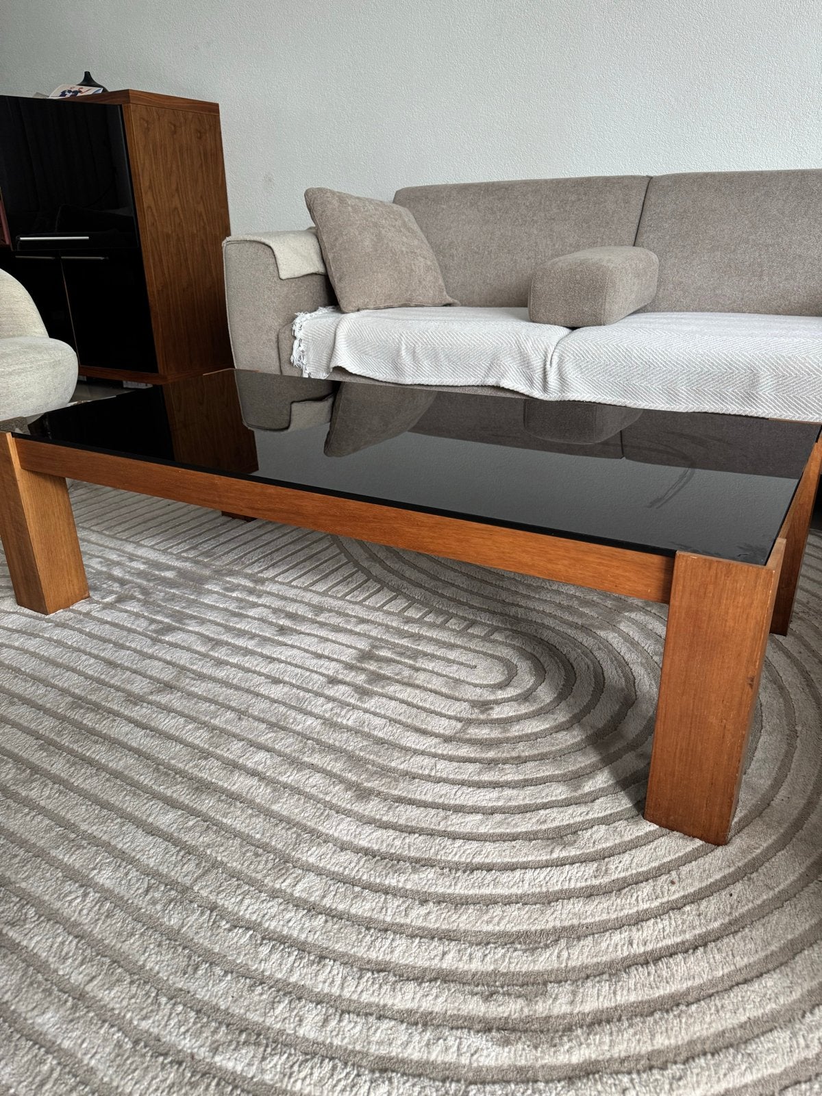 Salontafel met glazen blad en houten onderstel, Ophalen, 50 tot 100 cm, 150 tot 200 cm, Rechthoekig