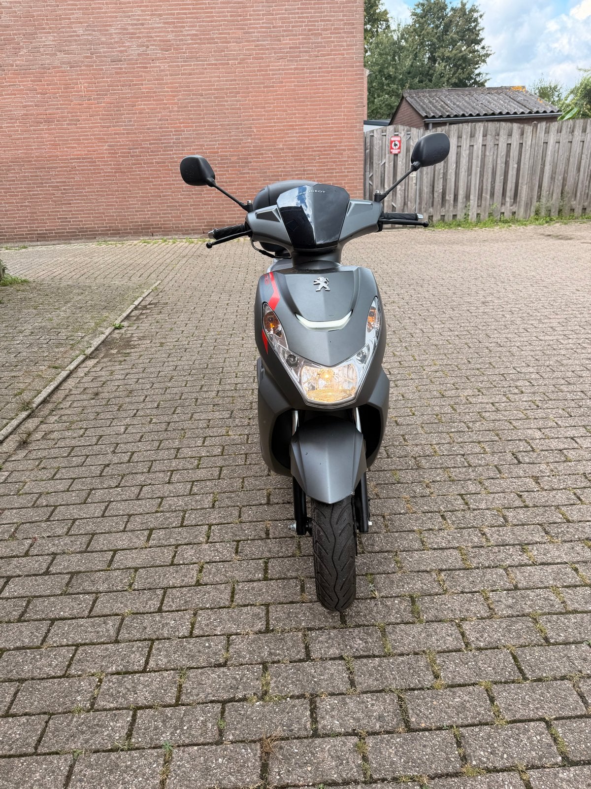 Peugeot Kisbee RS Scooter - Grijs, zo goed als nieuw, Ophalen, Overige modellen, Zo goed als nieuw, Benzine