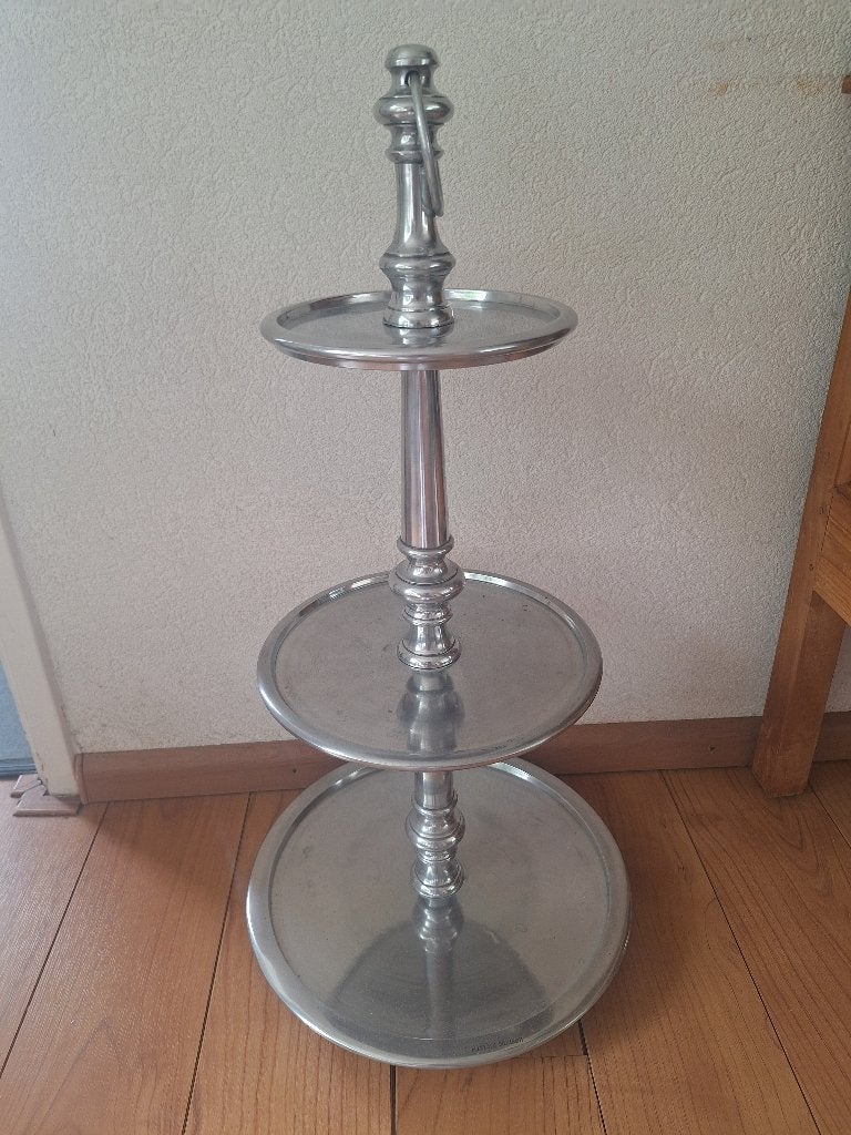 Zo goed als nieuw. 3 laags etagere / Riviera maison, Ophalen of Verzenden, Zo goed als nieuw, Etagère, Draaibaar