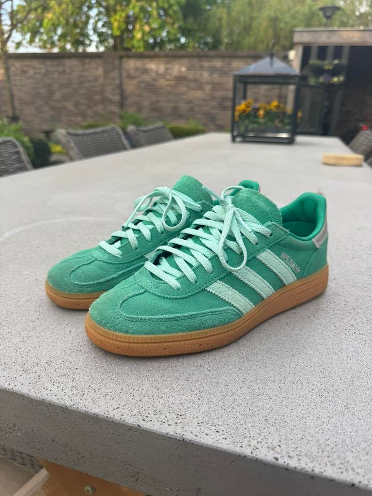 Adidas handbal spezial 38, Ophalen of Verzenden, Zo goed als nieuw, Sneakers of Gympen
