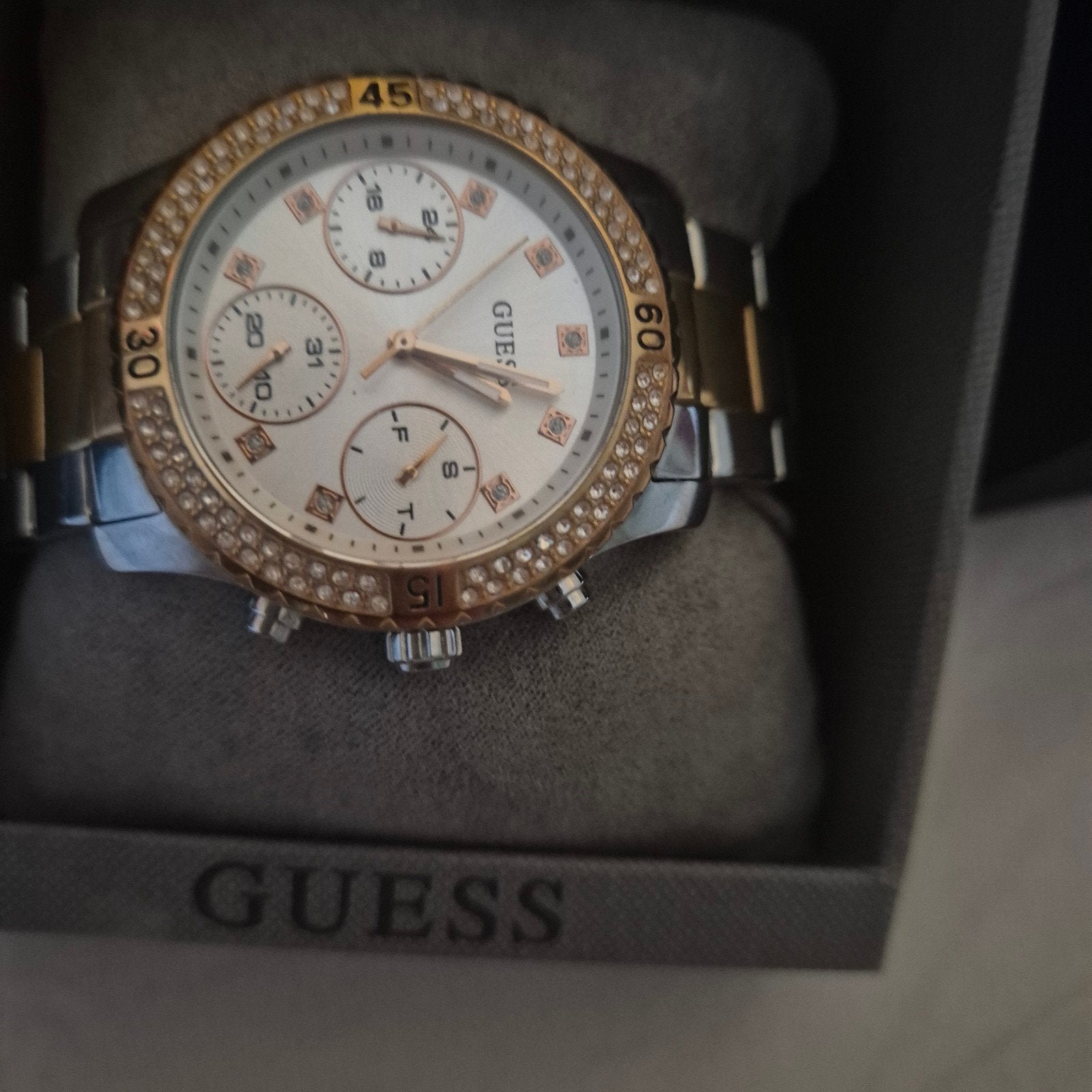 Horloge, Ophalen of Verzenden, Nieuw, Staal, Guess