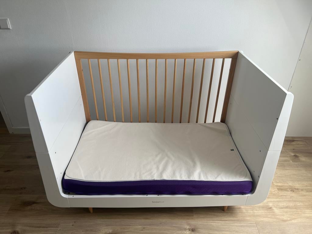 SnuzKot ledikant - Wit/Hout - Zo goed als nieuw, Ophalen, Snuzkot, Snuzkot, Zo goed als nieuw