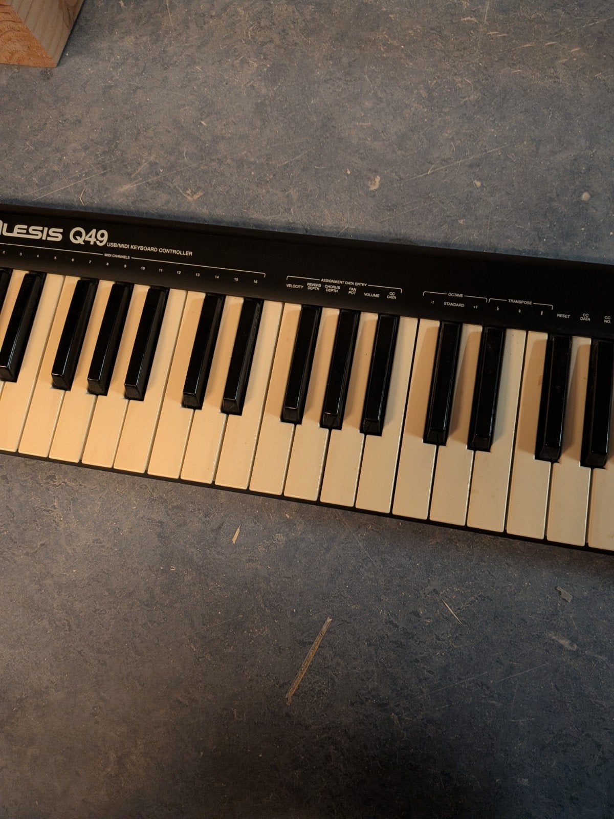 Foto 3 van Alesis Q49 USB/MIDI Keyboard Controller