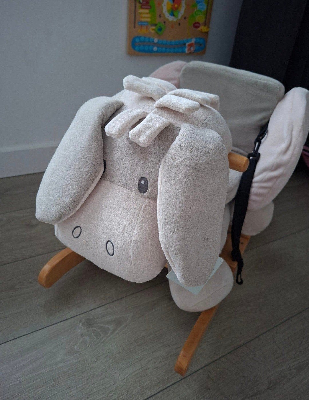 Nattou hobbelpaard, Ophalen