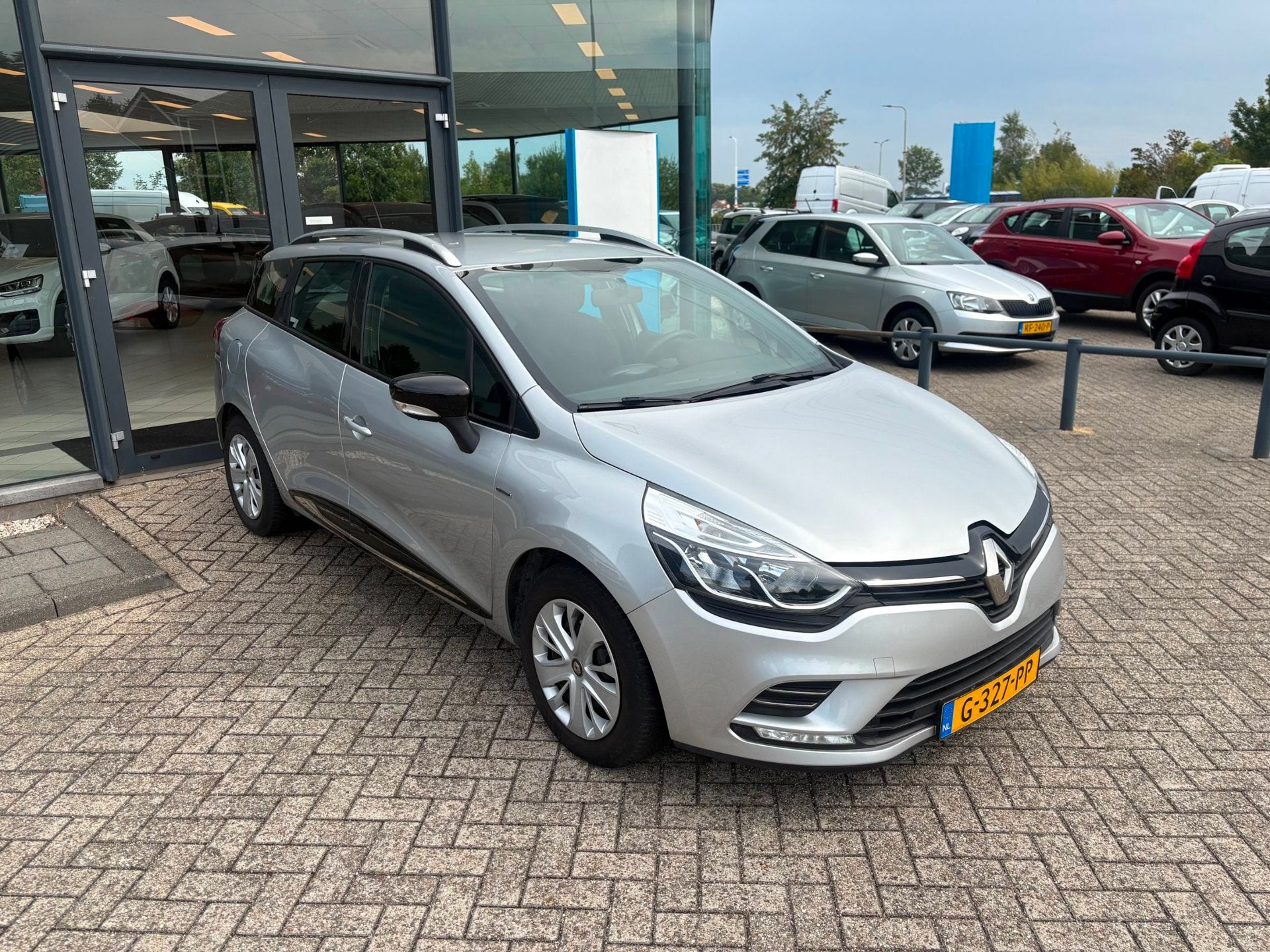 Foto 4 van Renault Clio Estate 1.2 16V *AC
