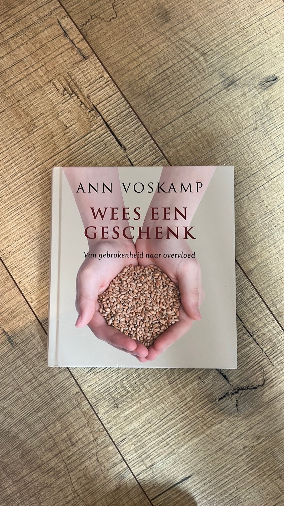 Wees een geschenk , Ann Voskamp, Boeken, Ophalen of Verzenden, Nieuw