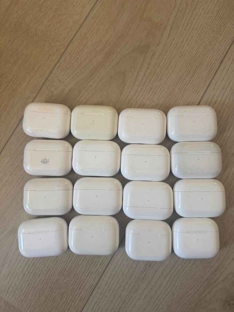 Partij 16x Apple Airpods Pro - Origineel, Ophalen of Verzenden, Gebruikt, Overige merken