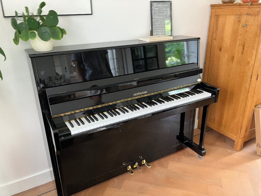 Prachtige Hoffmann 112 piano - kwaliteit - zwart hoogglans, Muziek en Instrumenten, Piano's, Ophalen, Gebruikt, Zwart, Piano