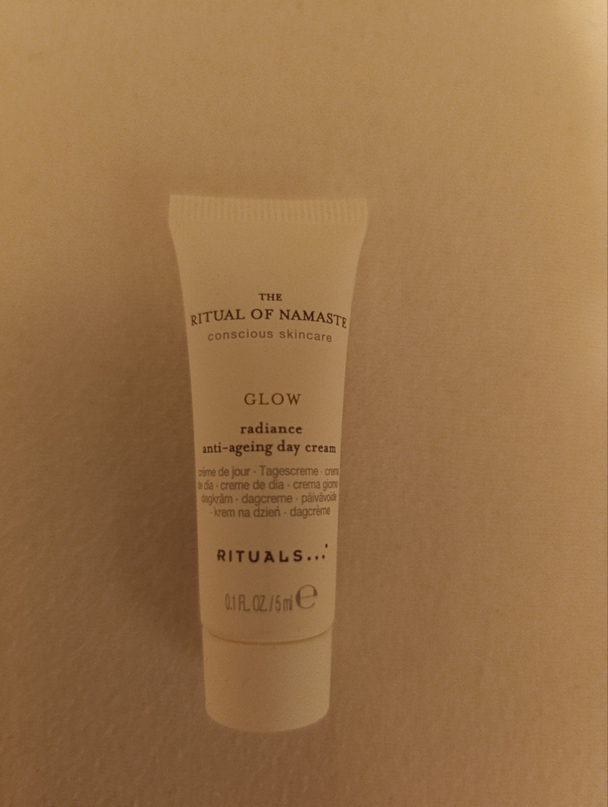 Rituals Namaste Glow Radiance anti-aging dagcrème 5 ml, Ophalen of Verzenden, Nieuw, Gehele gezicht, Verzorging