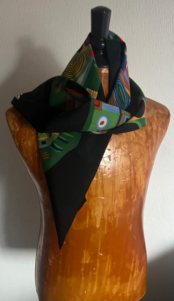 Le Jardin. Prachtige shawl/shawl., Le Jardin, Ophalen of Verzenden, Zo goed als nieuw, Sjaal