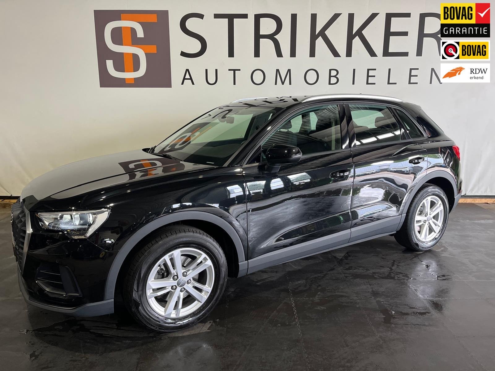Audi Q3 35 TFSI Pro Line S, Auto's, 4 cilinders, 150 pk, Lichtsensor, Zwart