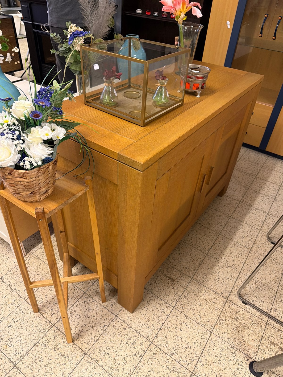 Houten dressoir/kast met 2 deuren, Huis en Inrichting, Minder dan 50 cm, ., ., Ophalen of Verzenden