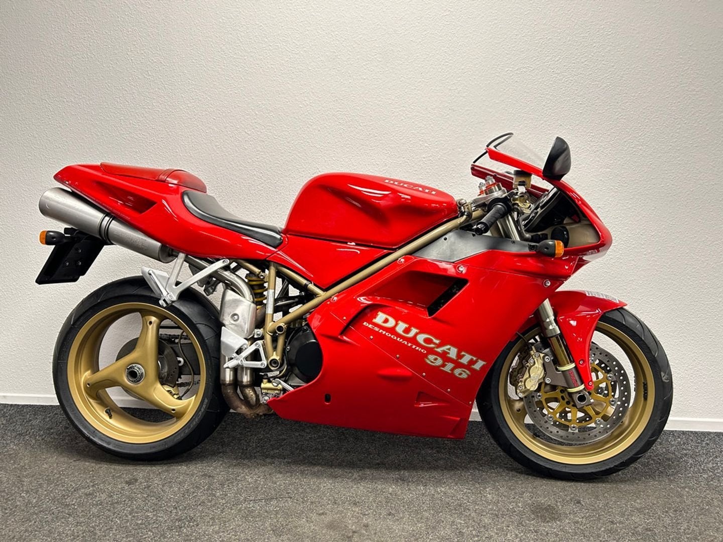 ️️Super mooie DUCATI 916 (bj 1998)️️, Motoren, 2 cilinders, Motorrijbewijs A, Bedrijf, Onbekend