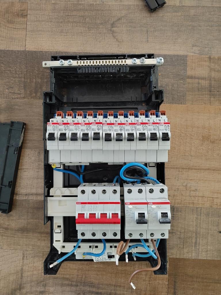 ABB 1 fase groepenkast 3 fase hoofdschakelaar, Ophalen, Gebruikt, Overige typen