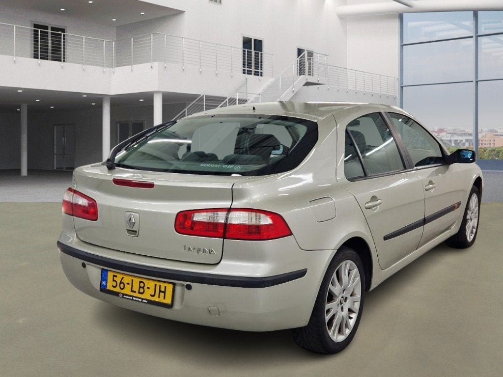 Renault Laguna 1.8-16V Dynamique, Laguna, Gebruikt, 4 cilinders, Leder en Stof