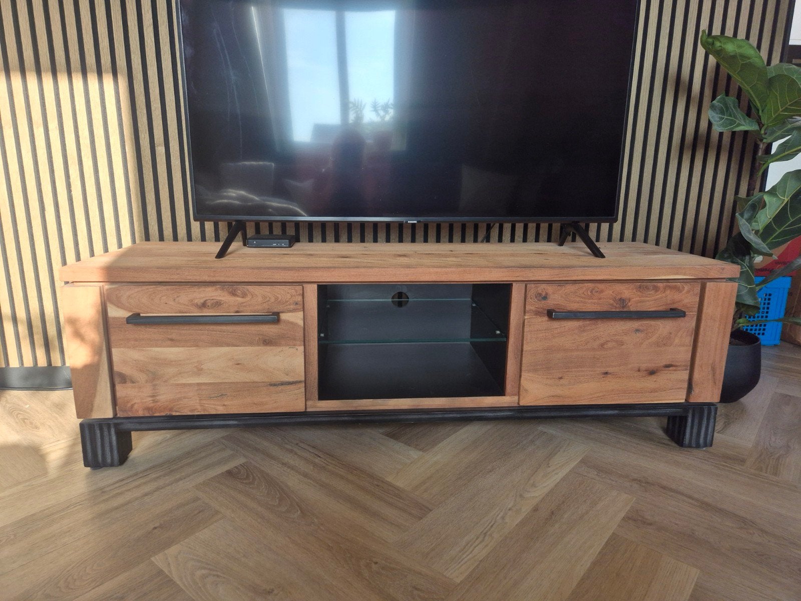 TV-meubel Henders & Hazel (hout), Ophalen, 100 tot 150 cm, Zo goed als nieuw, Minder dan 100 cm