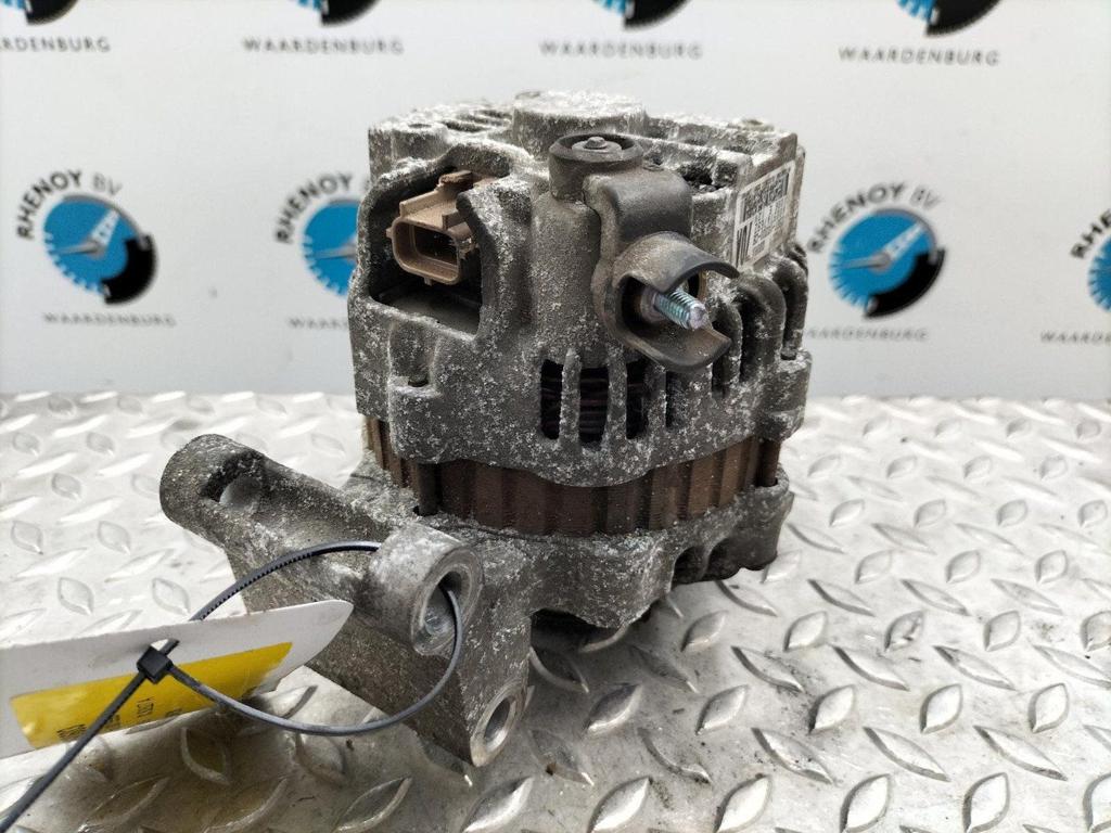 FORD FUSION 1.4-16V Champion  DYNAMO 2006, Ophalen of Verzenden, Gebruikt, Stiba lid