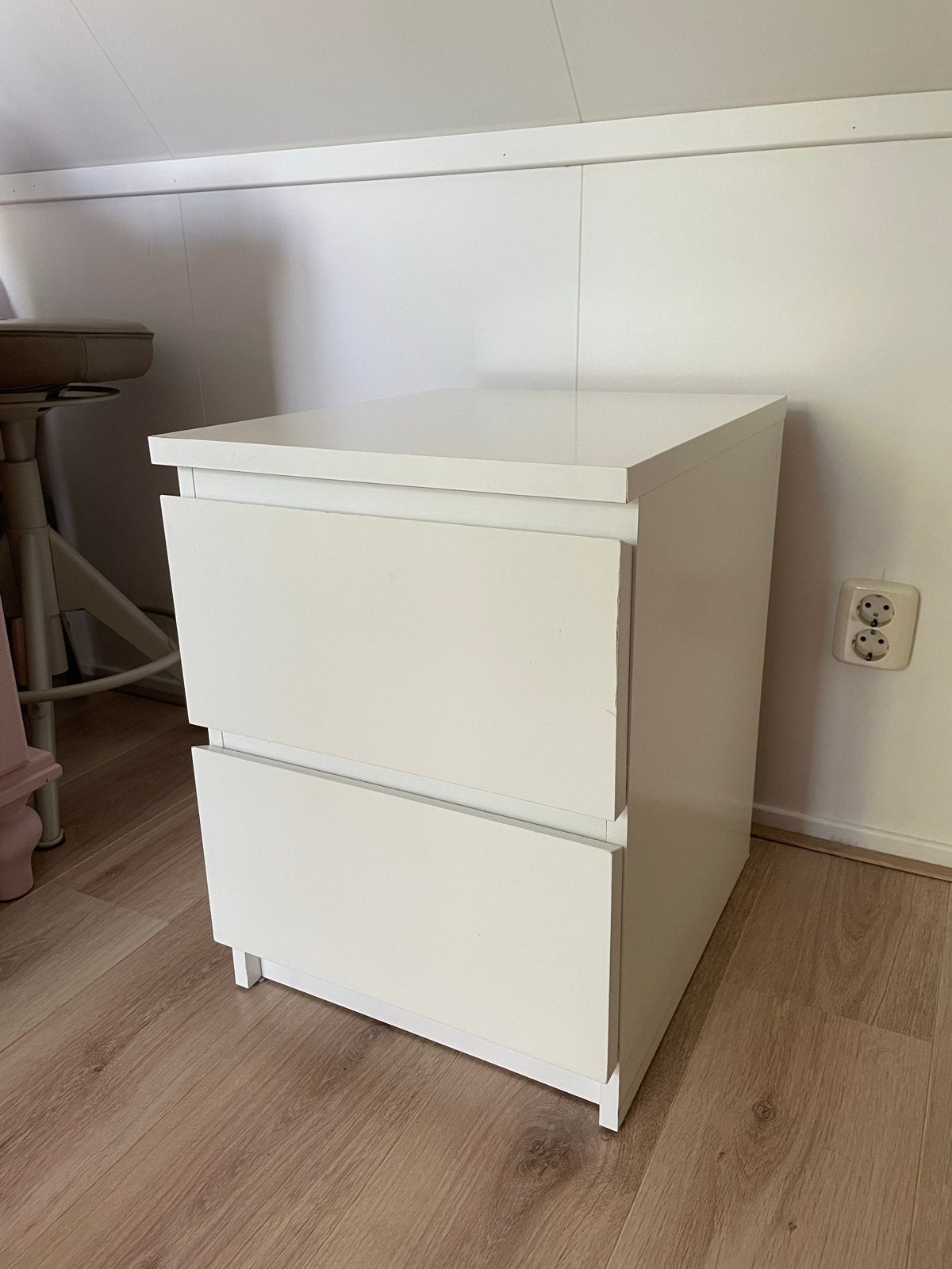 Ikea MALM Nachtkastje Wit met 2 Lades - 40x55 cm, Huis en Inrichting, Ophalen, Gebruikt, Minder dan 45 cm, 55 tot 70 cm
