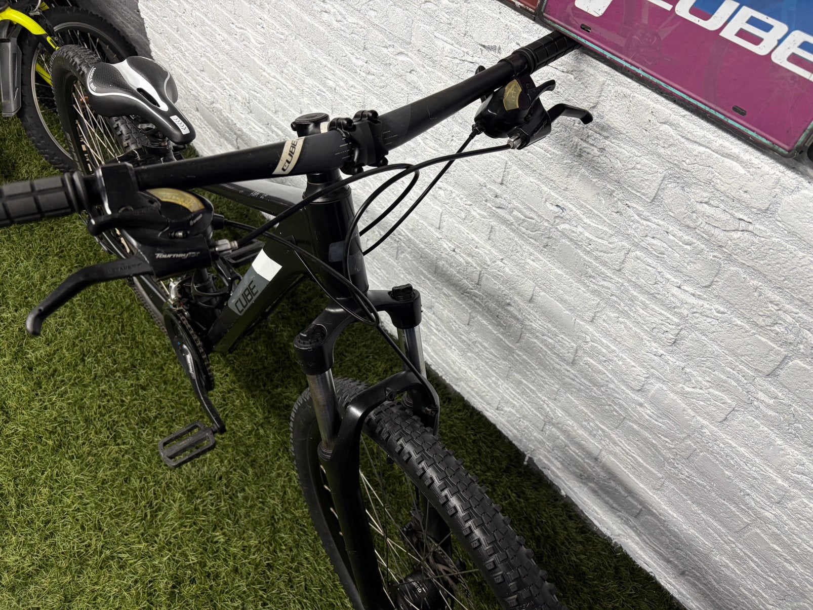 Foto 4 van Cube Aim HPA 27,5 inch size S mountainbike cube frame S 27,5