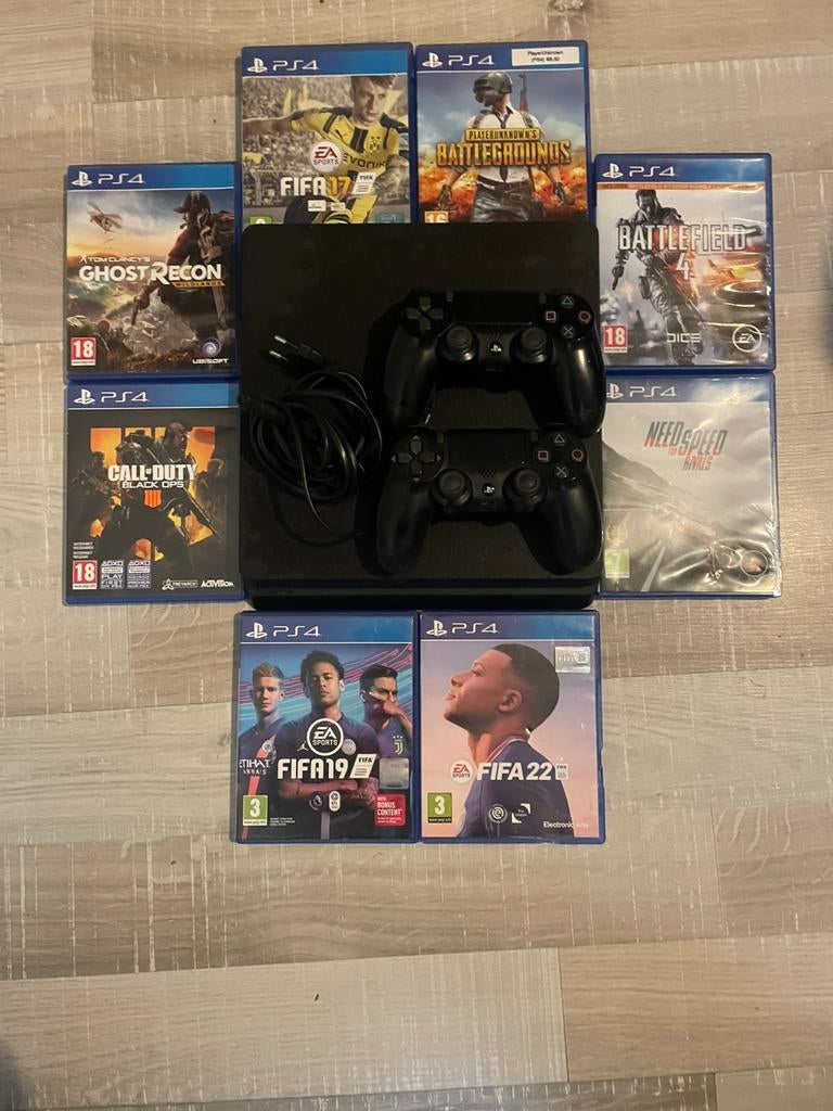 PS4 + 2 Controllers + Games, Spelcomputers en Games, Spelcomputers | Sony PlayStation 4, Met games, Met 2 controllers, Ophalen of Verzenden