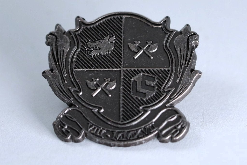 Kingdom Shield, Pin, august 2017 Loot Crate, Ophalen of Verzenden, Nieuw