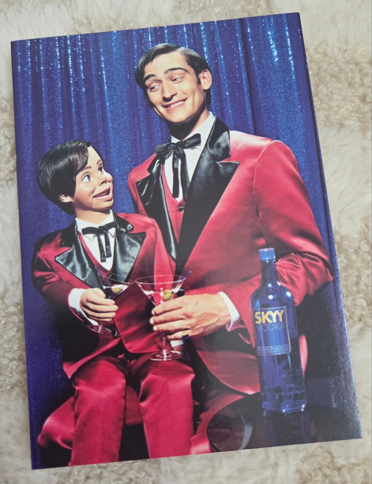 SKYY Vodka GoCard Ansichtkaart - "Drinking Buddies", Verzenden, 1980 tot heden, Ongelopen, Overige thema's