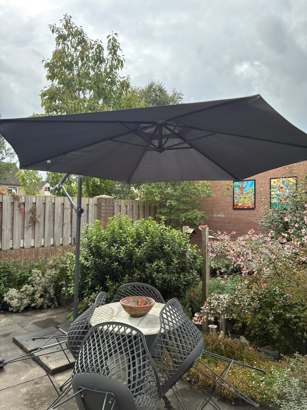 Parasol met voet