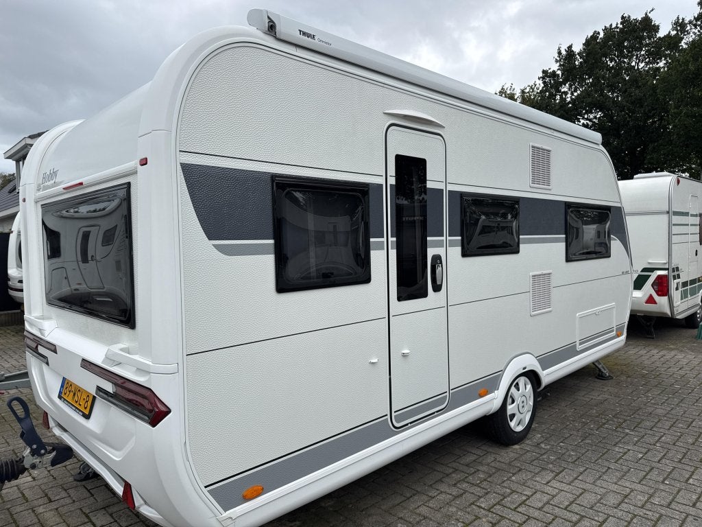Hobby De Luxe 495 UL Mover/Luifel/Fietsdrager, Rondzit, Hobby, Bedrijf, 5 tot 6 meter