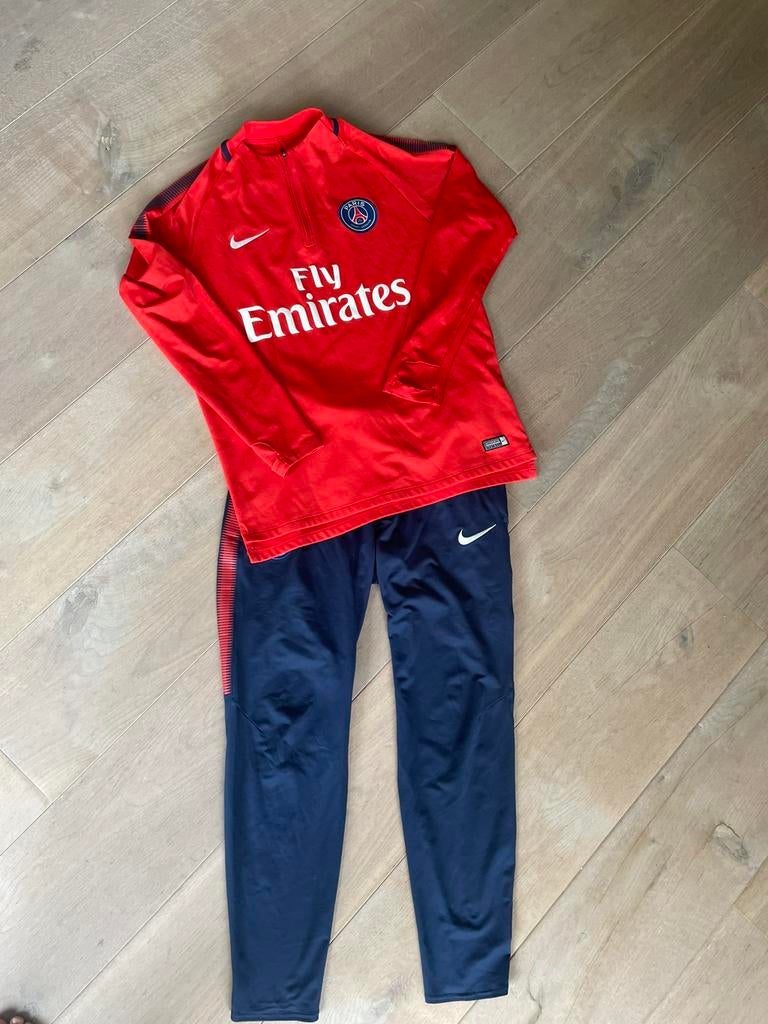 Paris Saint Germain PSG pak trainingspak maat L, Maat L, Ophalen of Verzenden, Zo goed als nieuw, Trainingspak