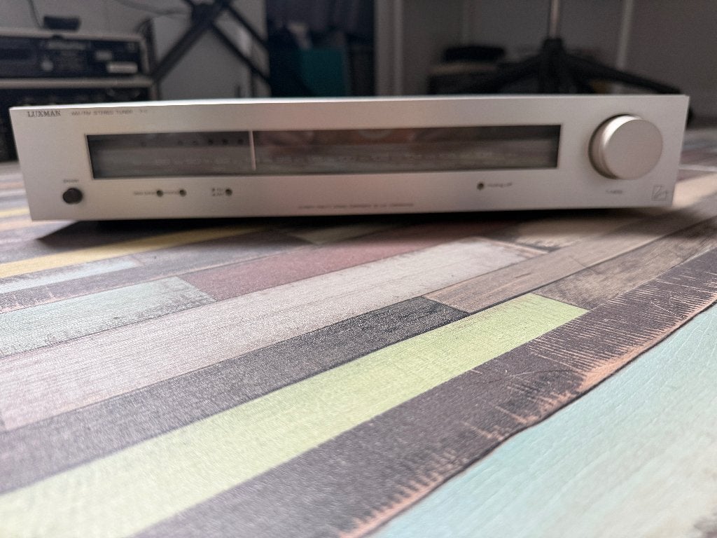 Luxman T1 AM/FM Stereo Tuner – Vintage Hifi, Ophalen of Verzenden, Zo goed als nieuw