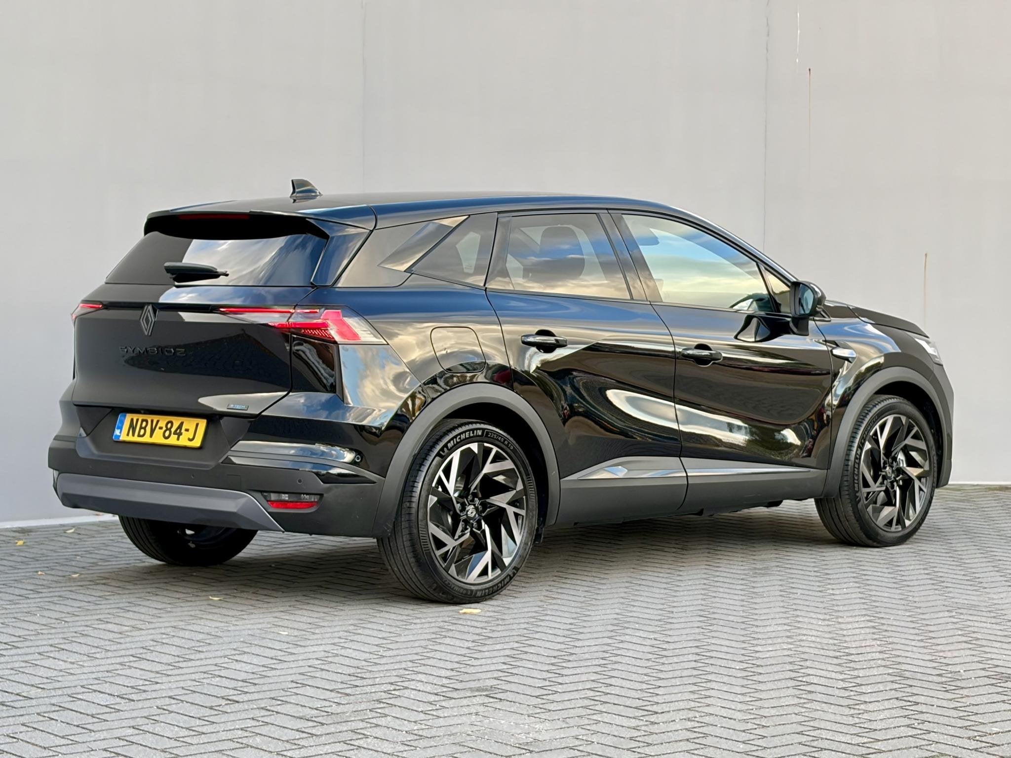 Renault Symbioz 1.8 E-Tech full hybrid 160 esprit Alpine / F, Auto's, 730 kg, Euro 6, 4 cilinders, Zwart