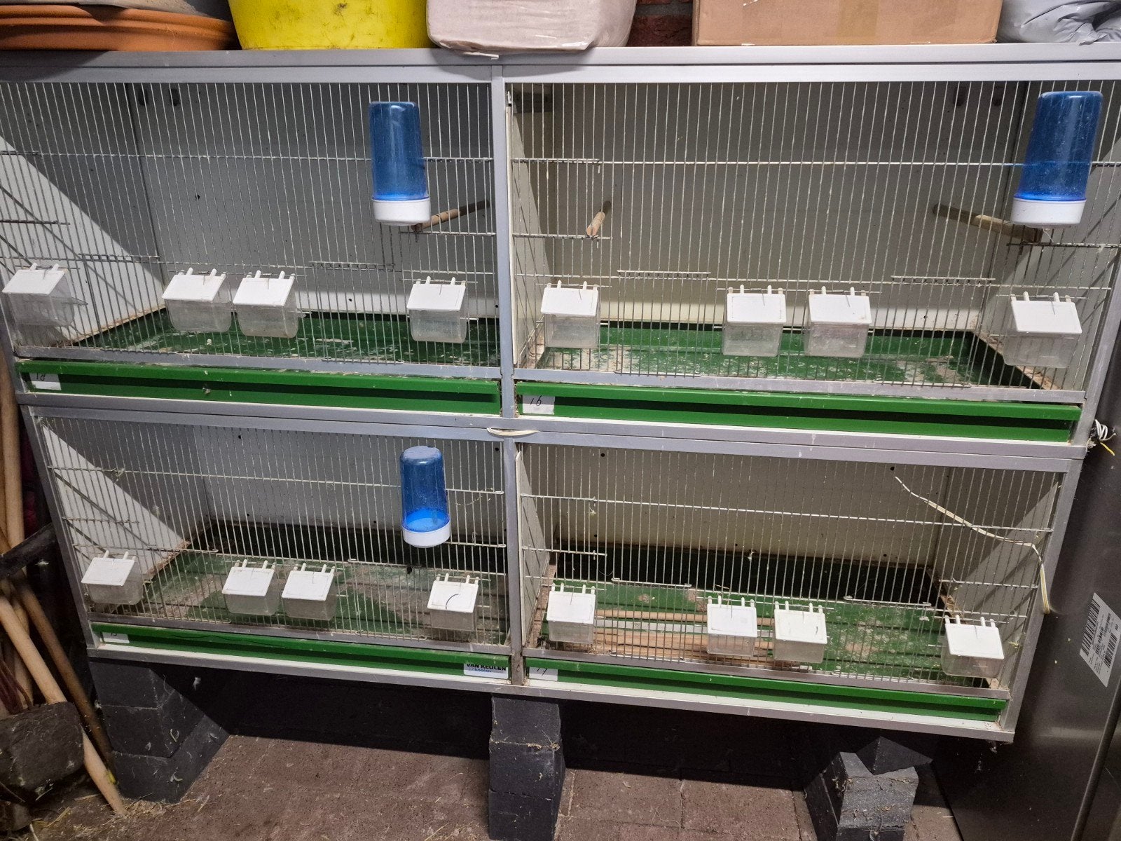 Broedkooien aluminium, Ophalen, Aluminium, Broedkooi of Kweekkooi