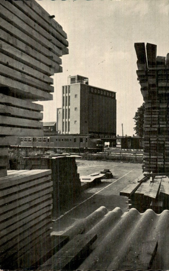 Aalten - Graansilo - Zicht vanaf houtwerf, Ophalen of Verzenden, 1940 tot 1960, Gelopen, Gelderland