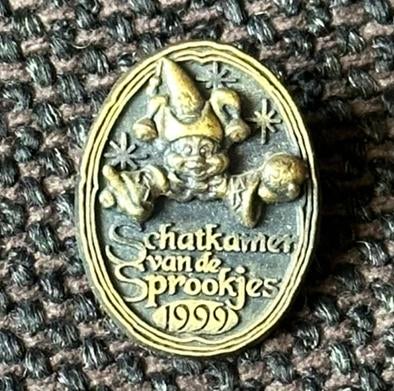 Efteling pin Schatkamer van de sprookjes ongenummerd, Verzamelen, Efteling, Ophalen of Verzenden, Zo goed als nieuw, Button of Speldje