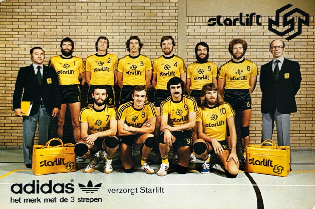 Elftalkaart Starlift Voorburg - volleybal heren - Adidas, Ophalen of Verzenden, Gebruikt, Ajax, Spelerskaart