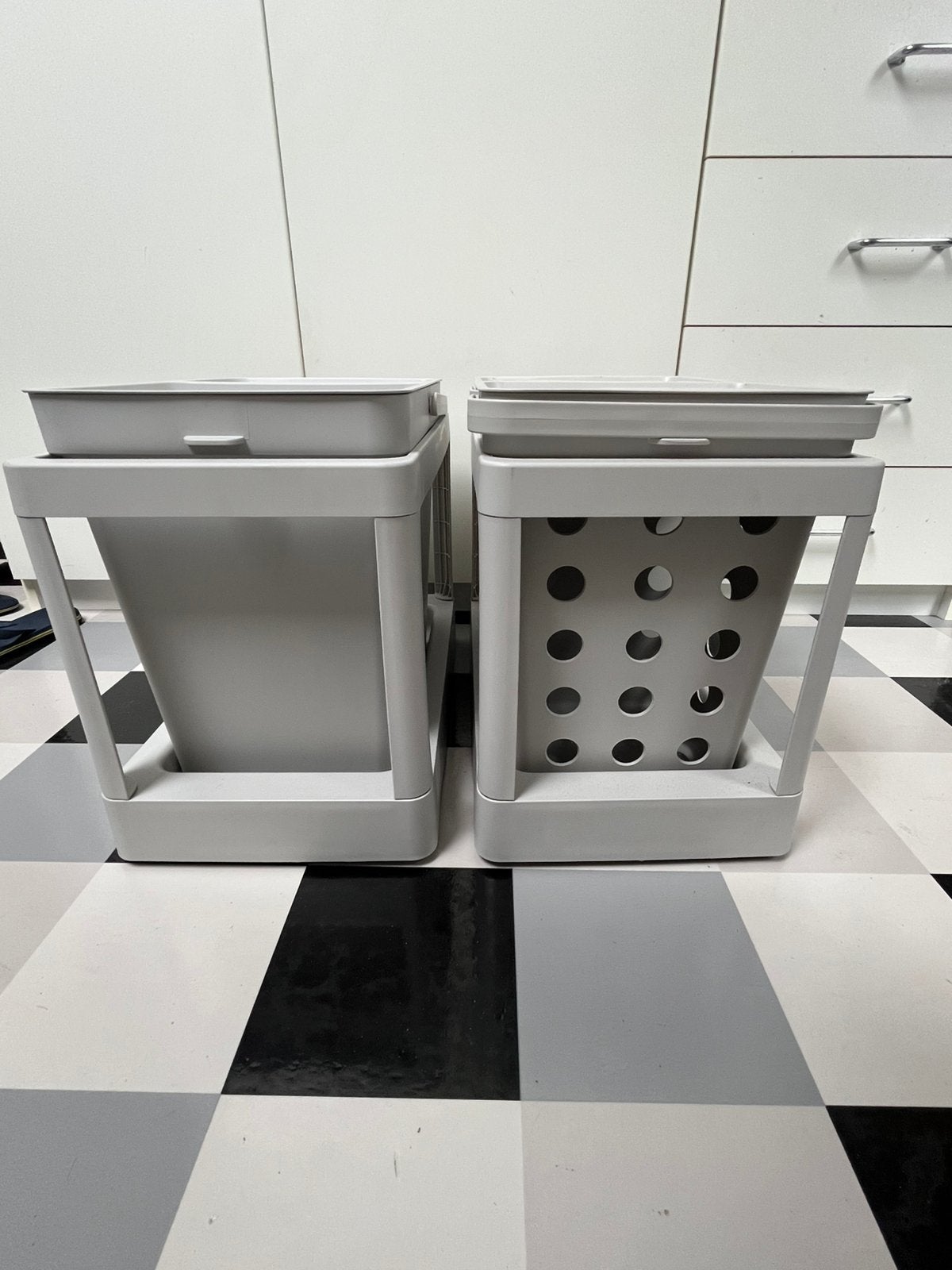 Twee grijze IKEA afvalscheidingselementen inbouw, Huis en Inrichting, Keuken | Keukenelementen, Ophalen, Zo goed als nieuw, 25 tot 50 cm