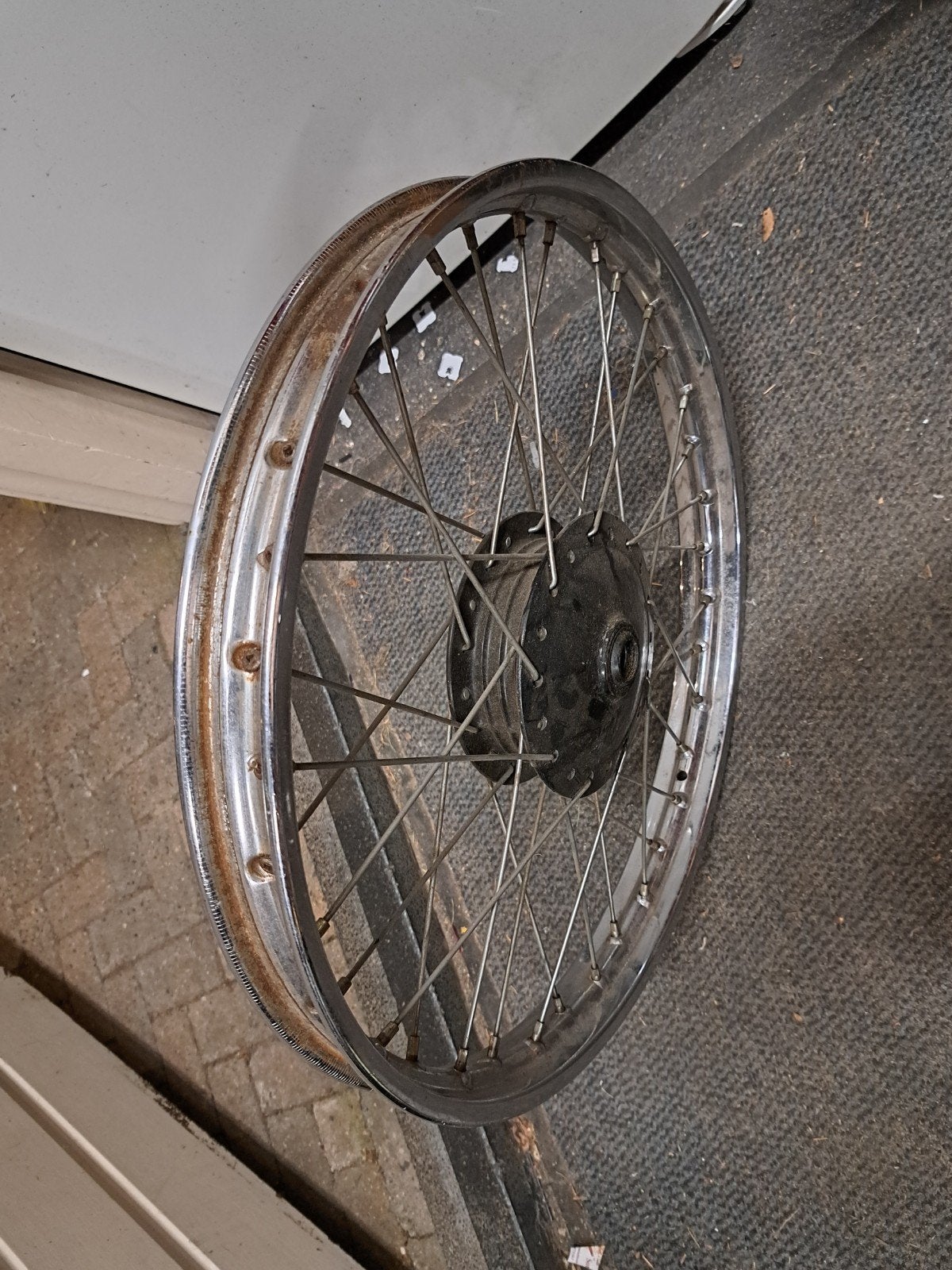 Honda mt 19 inch voorwiel, Ophalen