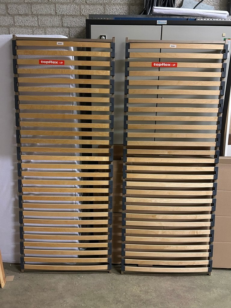 Topflex lattenbodem en matrassen 80 x 200 cm - 2 stuks, Ophalen, Eenpersoons, Zo goed als nieuw, 80 cm