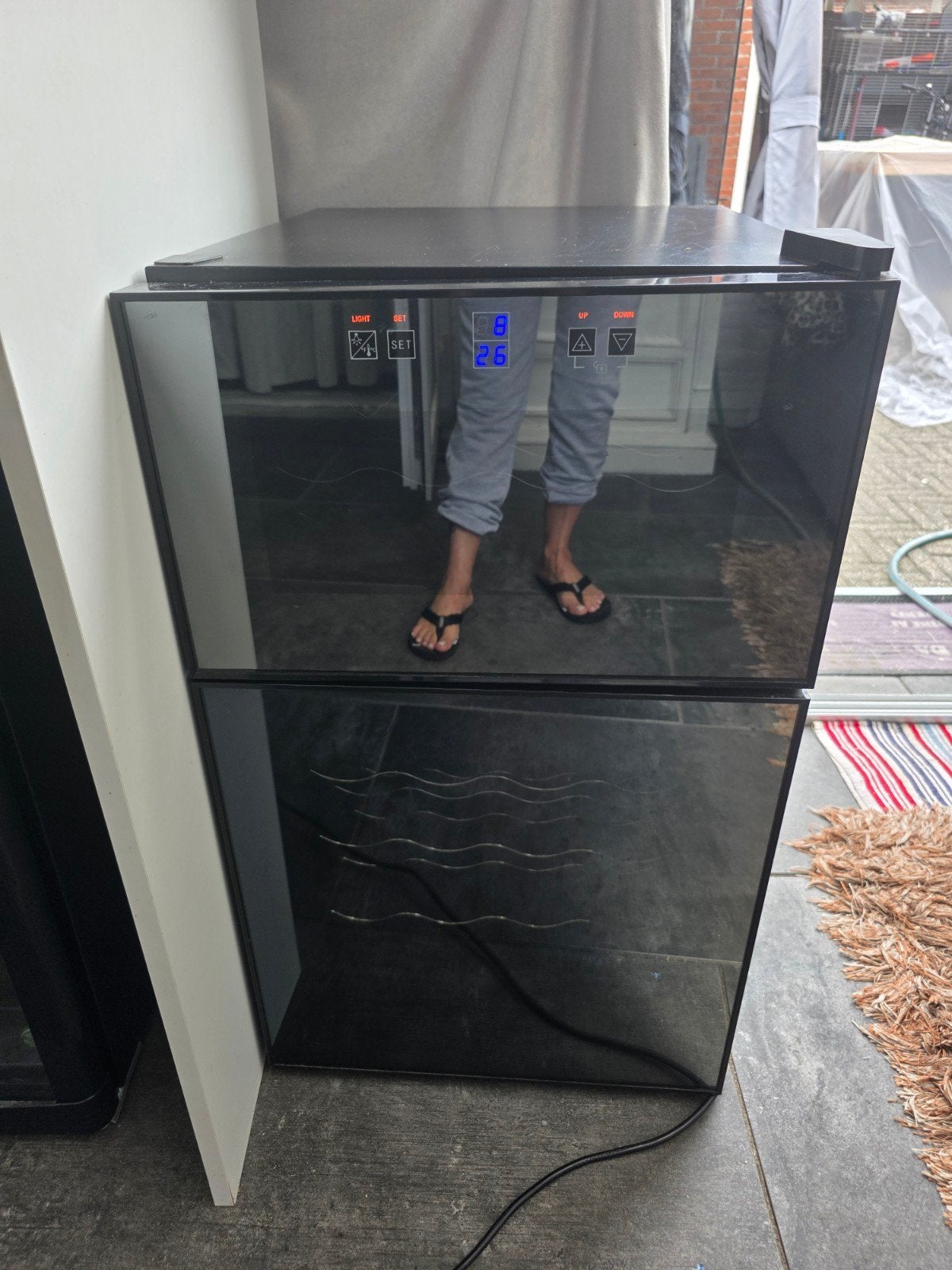 Black Wine Cooler with Two Compartments, Ophalen