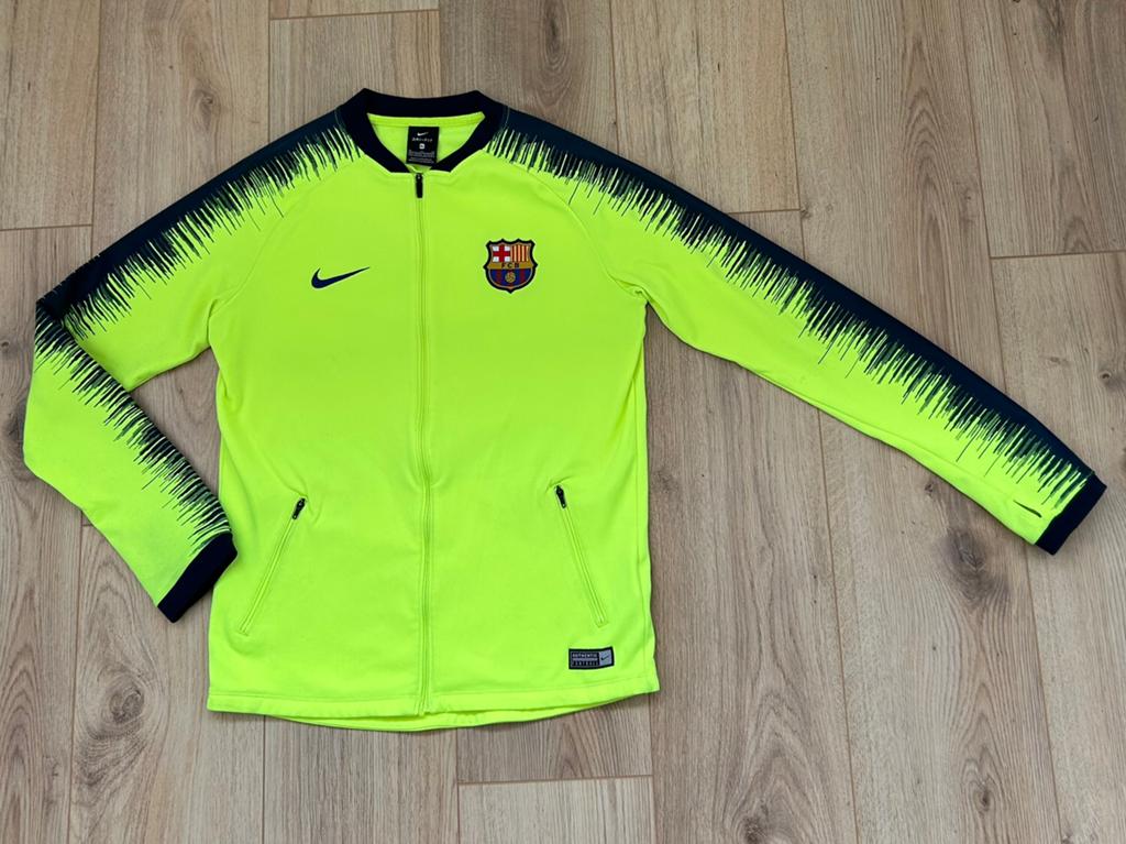 Als nieuw Nike Dri Fit FCB Barcelona sportvest XL 158 164, Ophalen of Verzenden, Zo goed als nieuw, Jongen, Trui of Vest