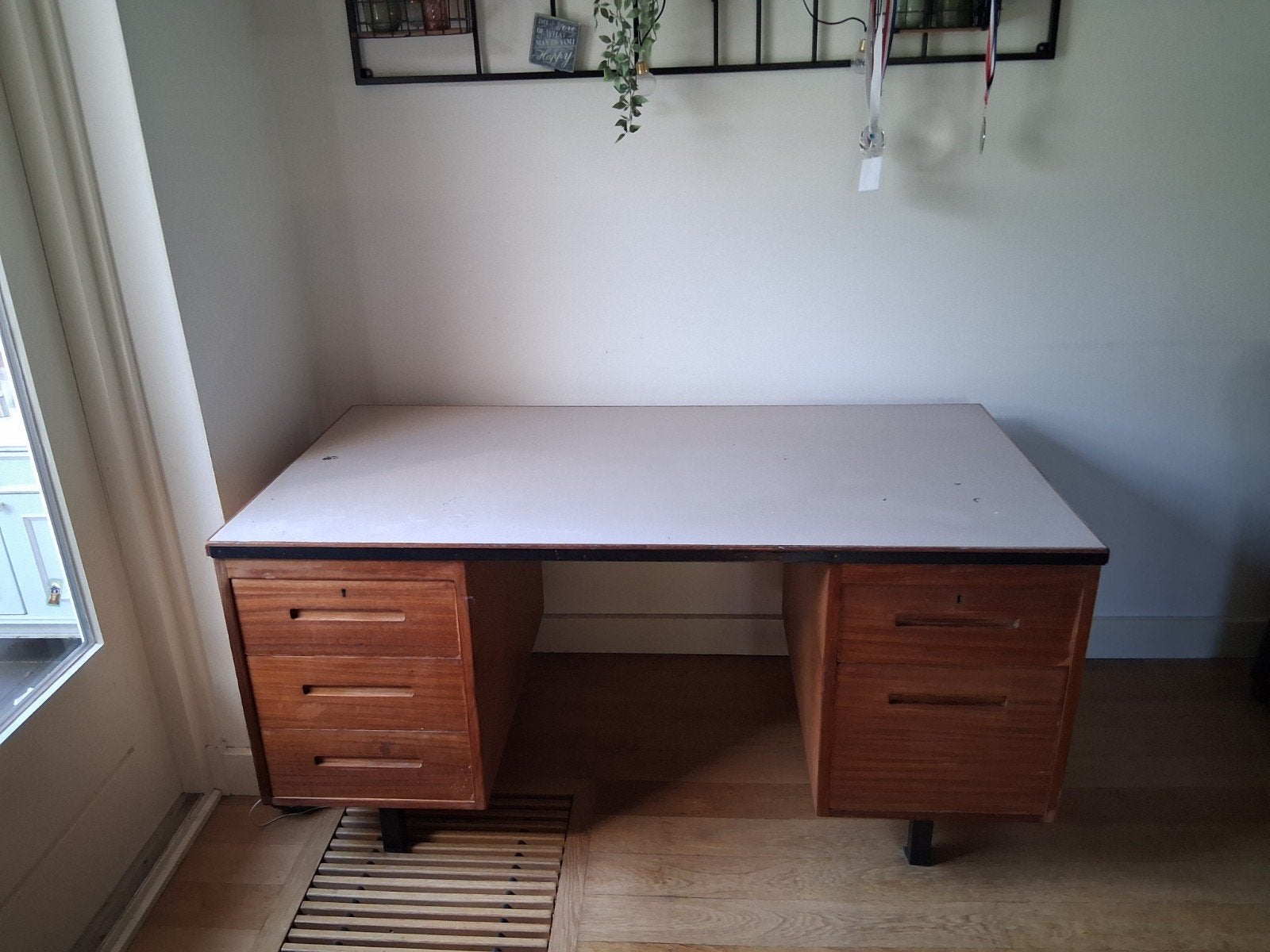 Vintage bureau uit de Philips kantoren in Eindhoven, Huis en Inrichting, Ophalen, Gebruikt