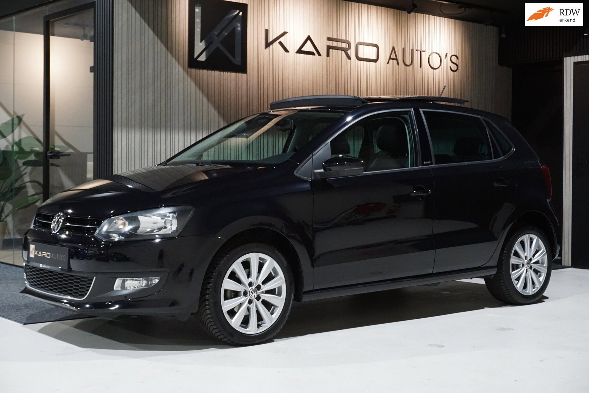 Volkswagen Polo 1.4-16V Style Pano Carplay Navi Clima 1e Eig, Voorwielaandrijving, Gebruikt, Zwart, 4 cilinders