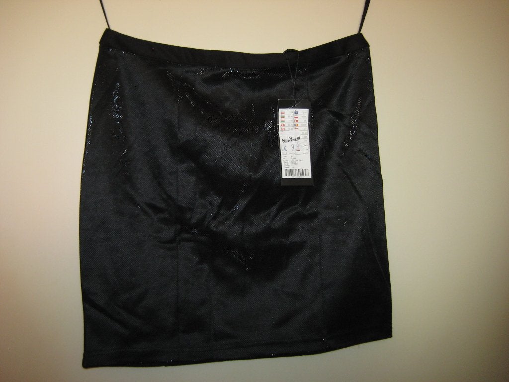 Nieuwe zwarte rok, 40, Amiso, Maat 38/40 (M), Zwart, Nieuw, Ophalen of Verzenden