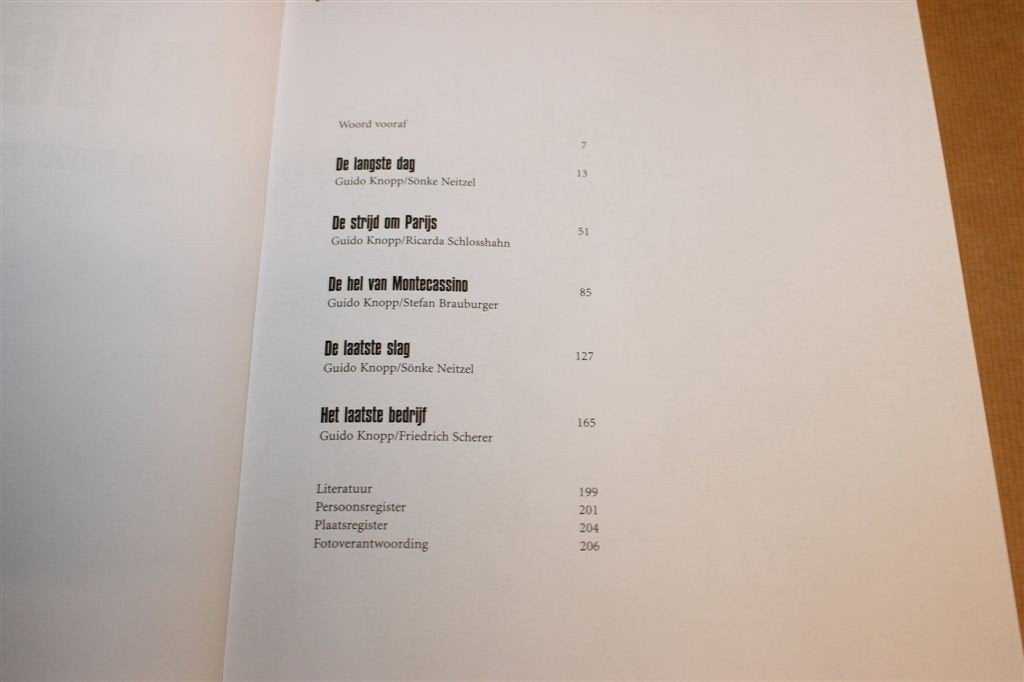 De Bevrijding — Einde van de Oorlog in Europa 1944-1945, Ophalen of Verzenden, Tweede Wereldoorlog, Zo goed als nieuw, Overige onderwerpen