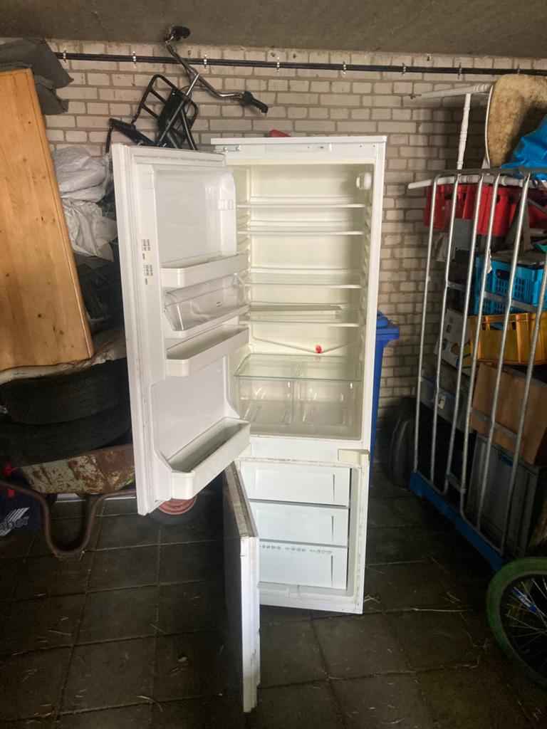 Inbouw koelvries combinatie, Witgoed en Apparatuur, 200 liter of meer, Met aparte vriezer, Zo goed als nieuw, 160 cm of meer