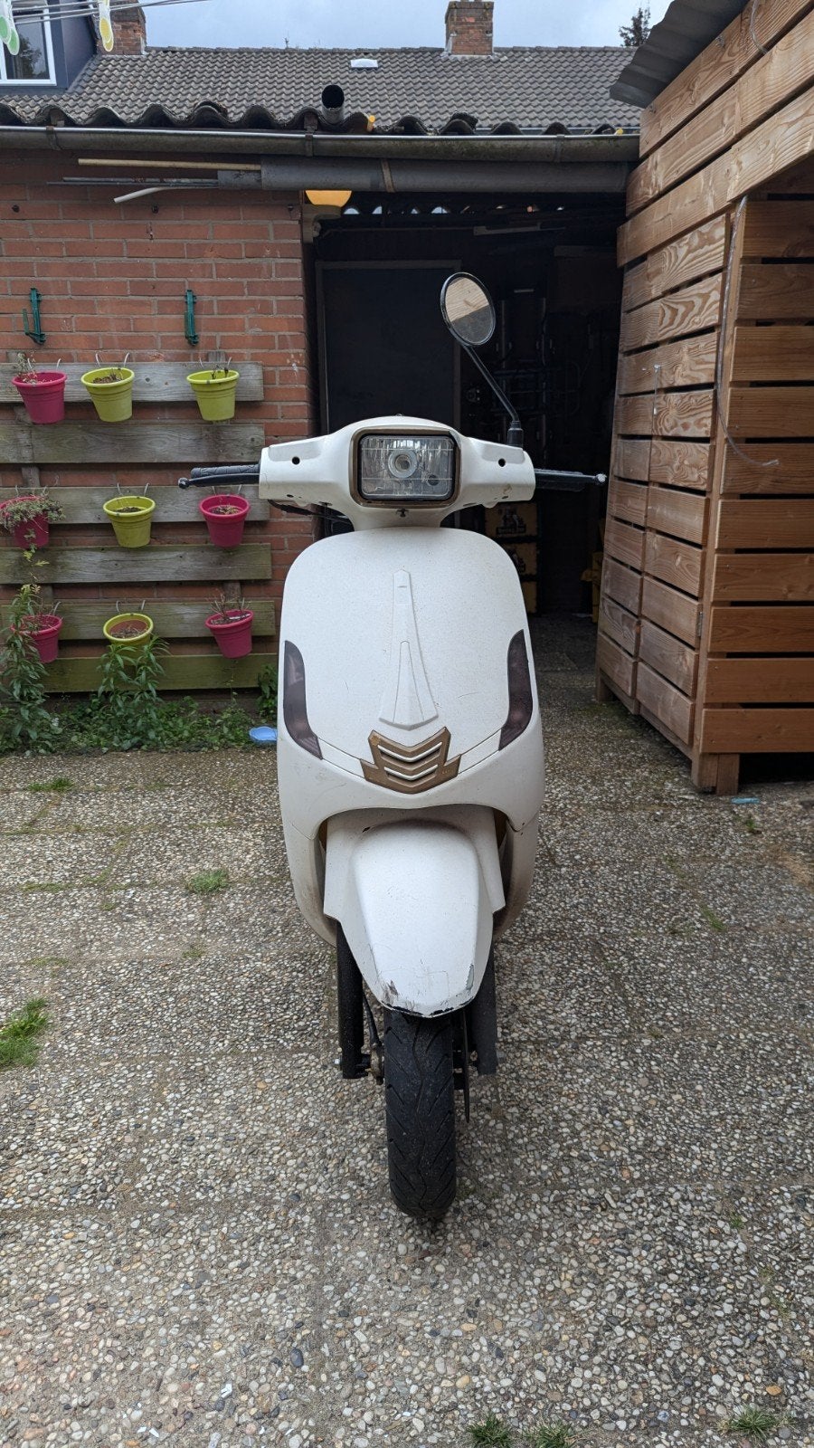 killerbee met schade, Fietsen en Brommers, Snorfietsen en Snorscooters, Gebruikt, Overige merken, Benzine, Ophalen
