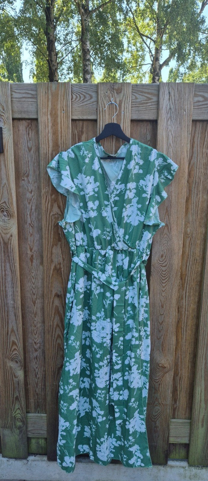 Shein Curve Groene Bloemenjurk Maat 4XL, Ophalen of Verzenden