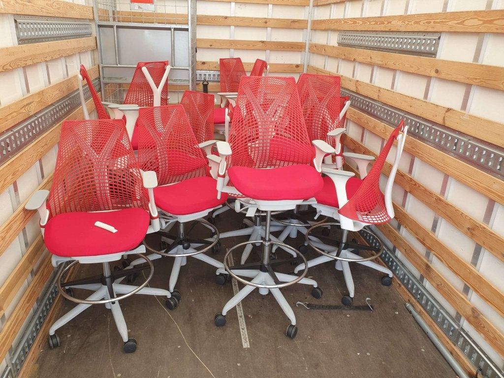 Herman Miller Sayl hoge design stoel (counter / meeting) 15x, Postbus, Ophalen of Verzenden, Customercareeurope@hermanmiller.com